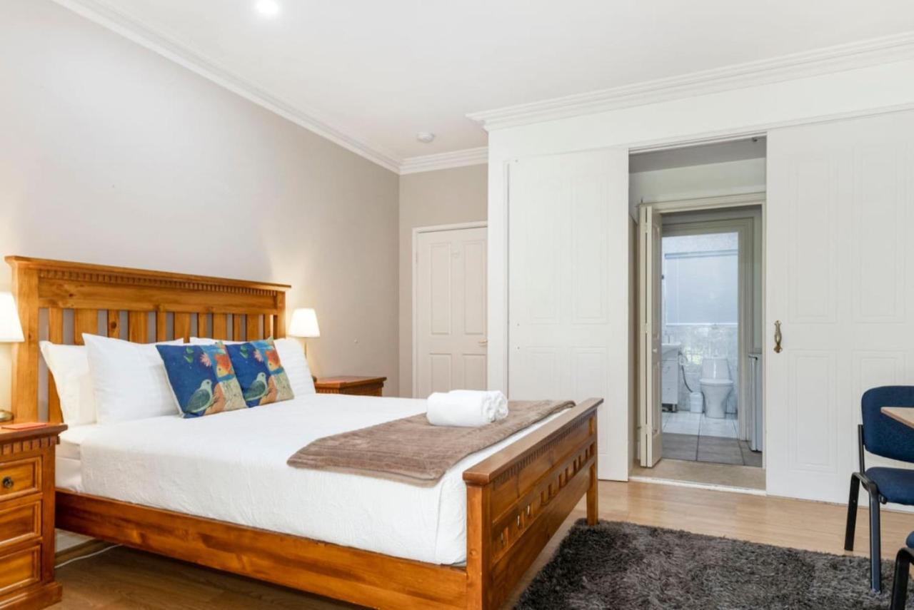 Inn The Tuarts Guest Lodge Wonnerup Εξωτερικό φωτογραφία